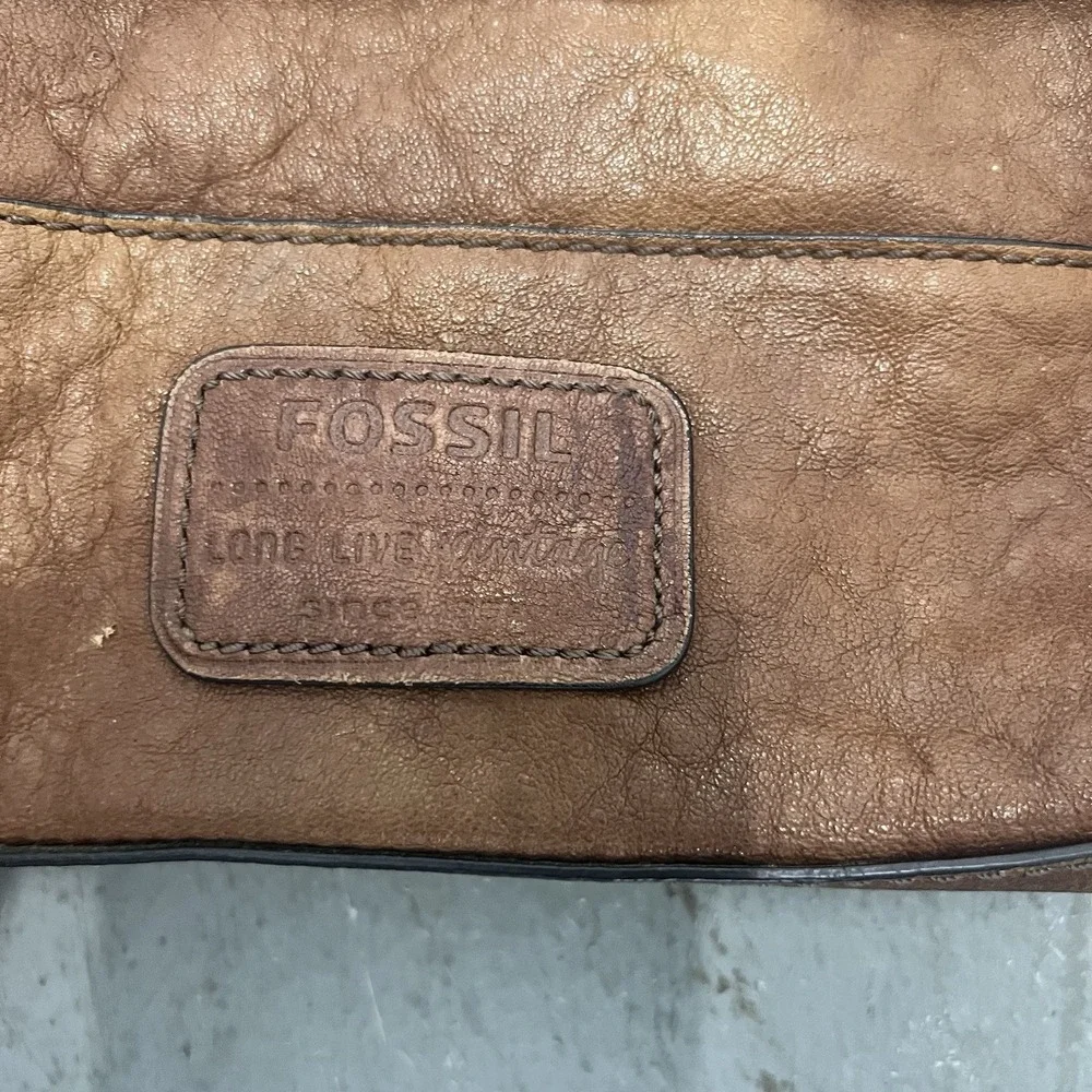Fossil Leather Satchel Crossbody Bag Cognac Brown Brass Turnlock Key Charm Purse
